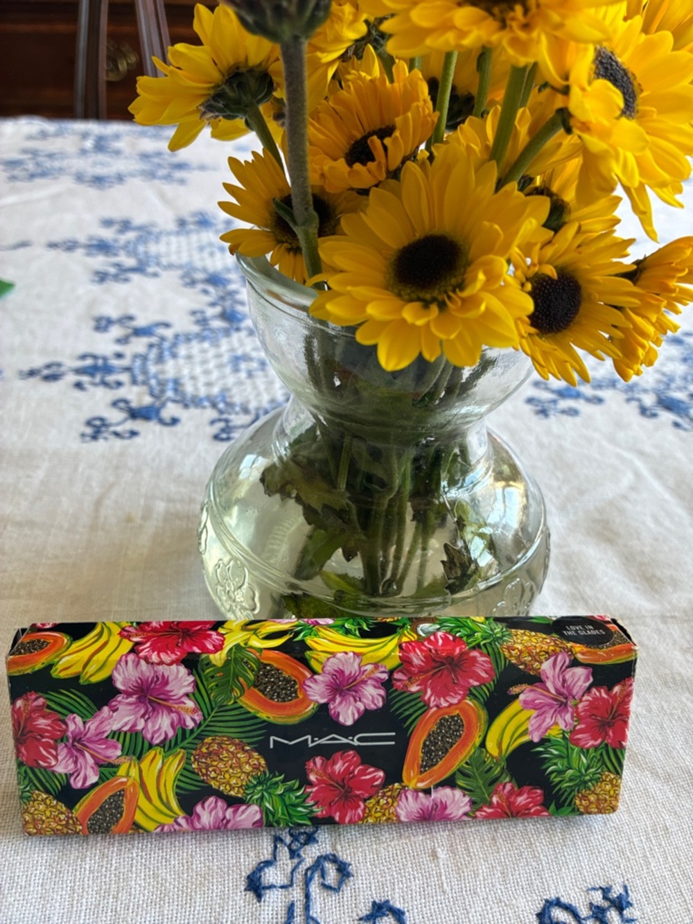 MAC Tropical Floral Eyeshadow Palette -